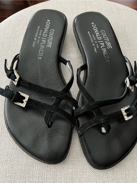 Donald J. Pliner Shoes - Couture Donald J. Pliner Black Suede Strappy Buckle Sandals made in Italy